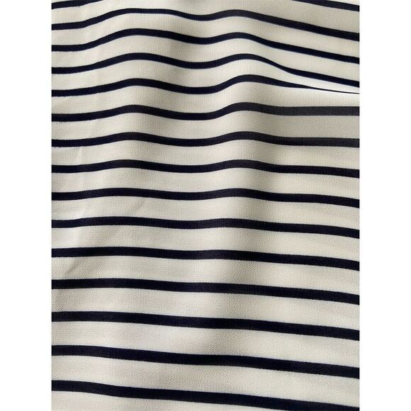 H&M Striped Short Sleeve Blouse Size 8 Multicolor Round Neck  Rear Tie Accent​ - Picture 12 of 14